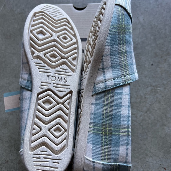 TOMS canvas slip on - Picture 4 of 6